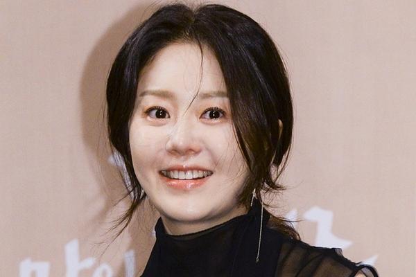 Mỹ nhân sở hữu gương mặt đẹp nhất thế giới xăm hình khắp cơ thể-12