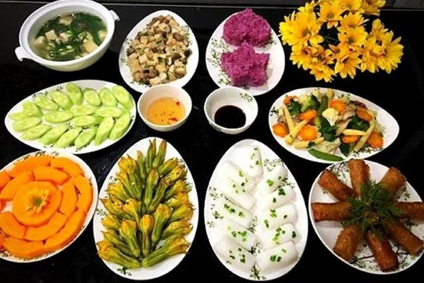 Chuẩn bị 2 mâm cúng rằm tháng 7 và gợi ý nơi cúng chúng sinh khi ở chung cư-4