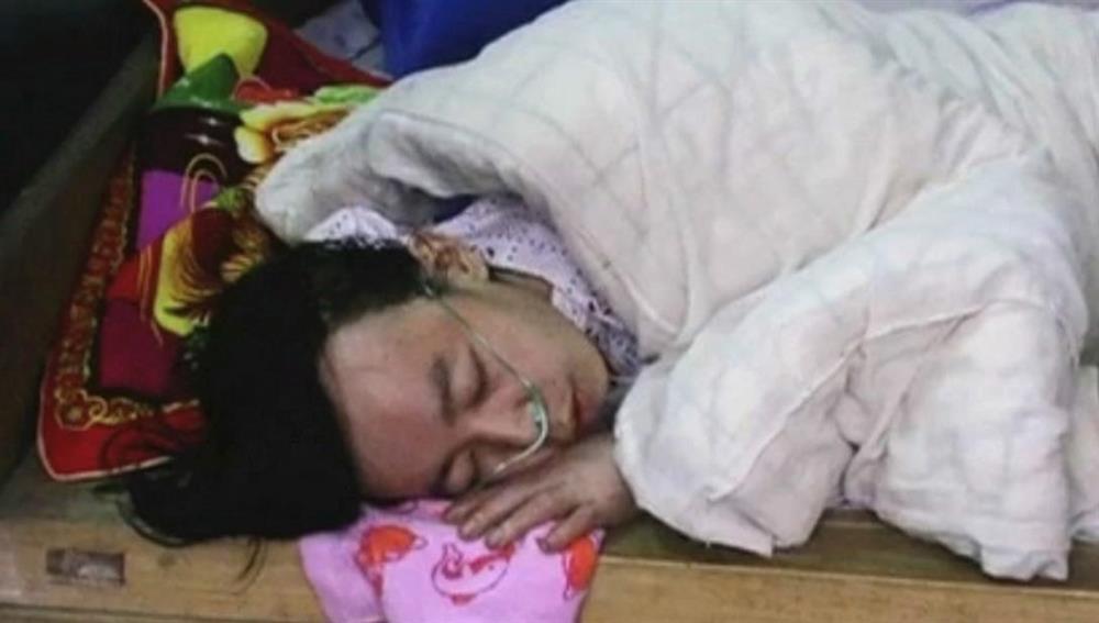 Con trai xuất sắc đột ngột mất tích, 10 năm sau gặp lại cha mẹ khó nhận ra-3