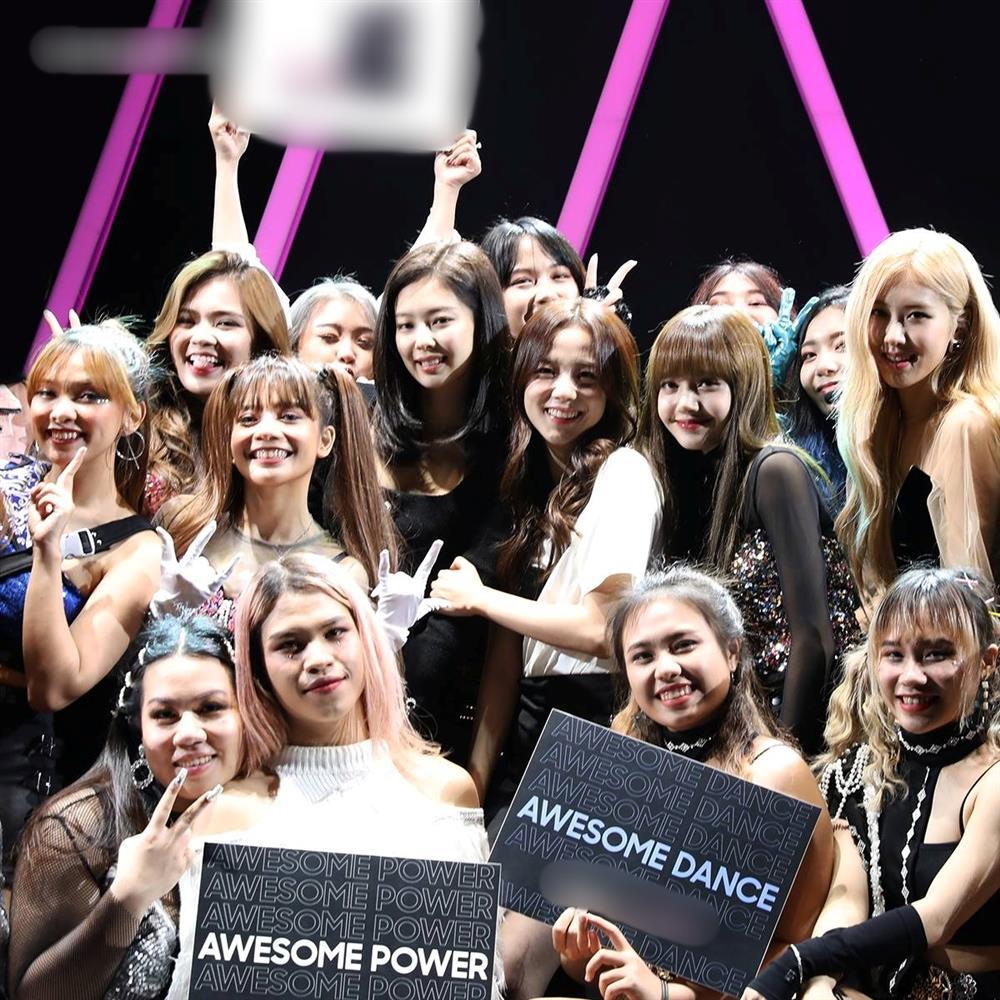 Không chỉ Đông Nhi, từng có 3 sao Việt đứng chung khung hình với BLACKPINK-2