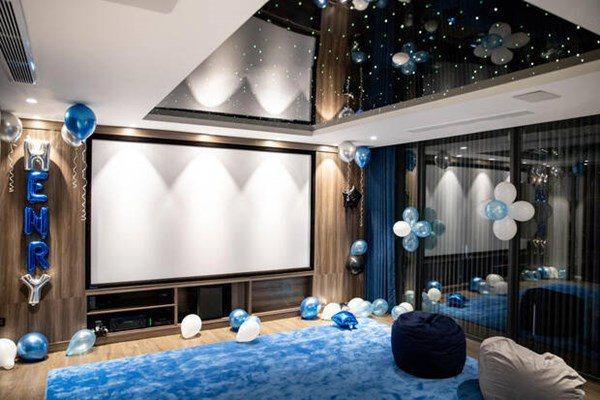 Cường Đô La cùng vợ con đi xem nhà mới cực xịn sò