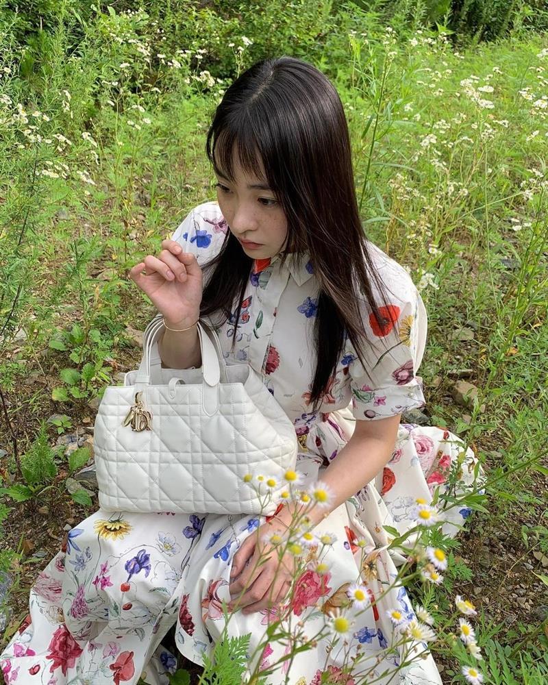 Chiếc túi gần 100 triệu đồng được Jisoo, Thanh Hằng yêu thích-6