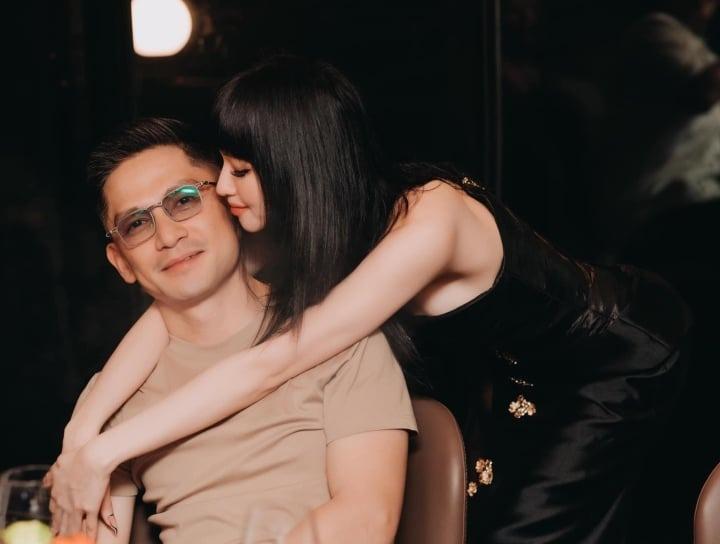 Tâm Tít hiếm hoi khoe ảnh tình tứ bên chồng thiếu gia-1