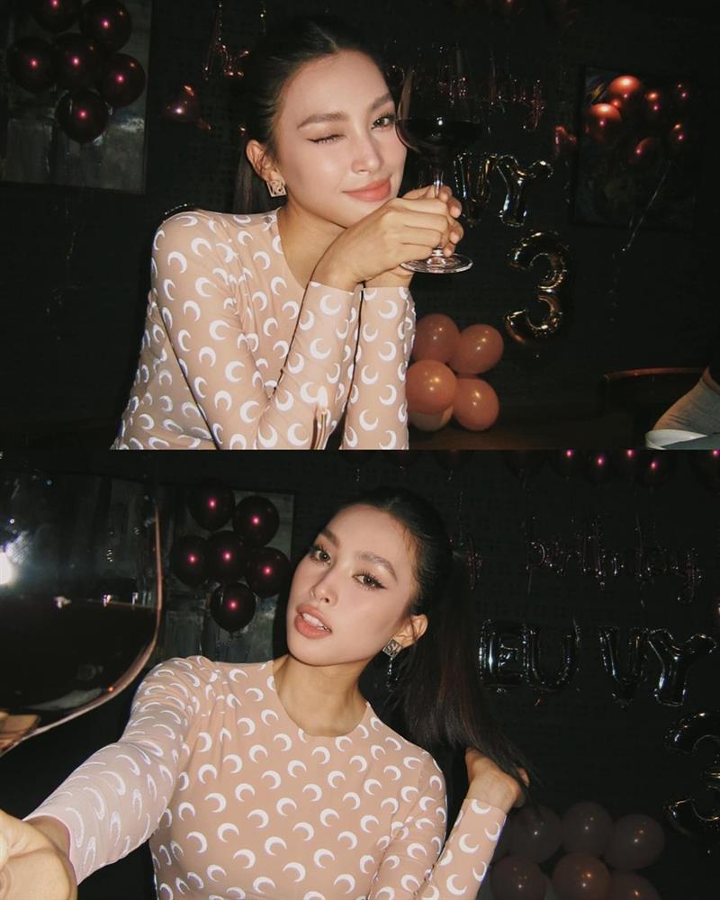 Tiểu Vy đón sinh nhật bên gia đình, visual mẹ và em trai gây chú ý-1