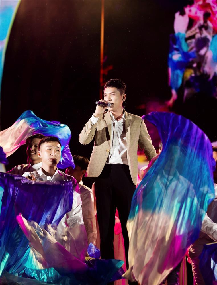 Dàn ca sĩ đình đám bùng nổ trên sân khấu đêm chung kết ‘Sao của mọi cuộc vui’-4