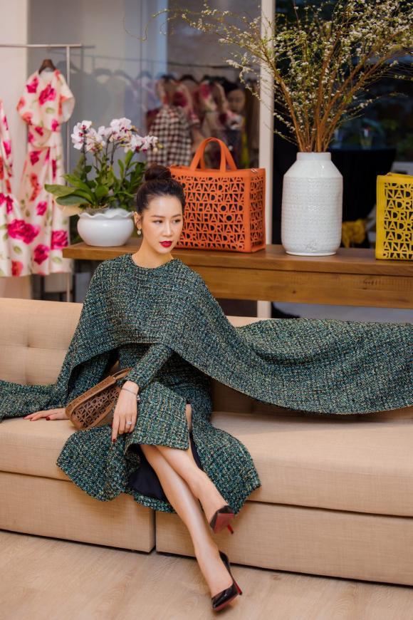 Dương Thùy Linh đăng ảnh hạnh phúc bên ông xã, thông báo mang bầu lần 2-2