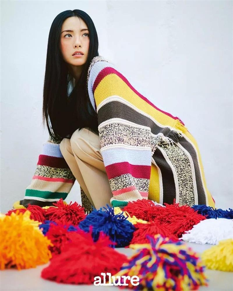 Mỹ nhân sở hữu gương mặt đẹp nhất thế giới xăm hình khắp cơ thể-9