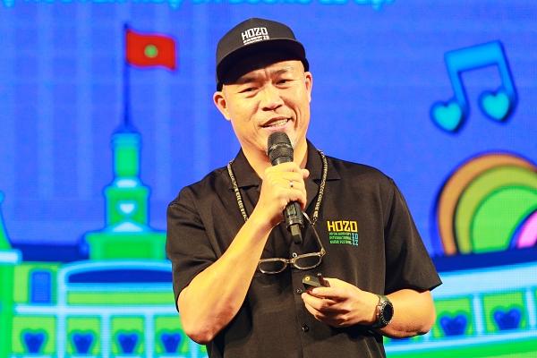 Nhóm nhạc Hàn có thành viên người Việt lần đầu trình diễn tại TP.HCM-4