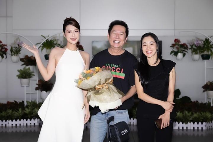 Chủ tịch Miss Grand đến Việt Nam sau ồn ào huỷ theo dõi Hoa hậu Thùy Tiên-2