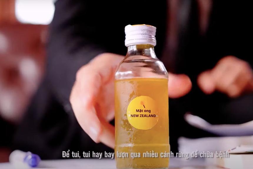 Ong Bây Bi xuất hiện ở Ca Sĩ Mặt Nạ, loạt manh mối ám chỉ đúng 1 người-8