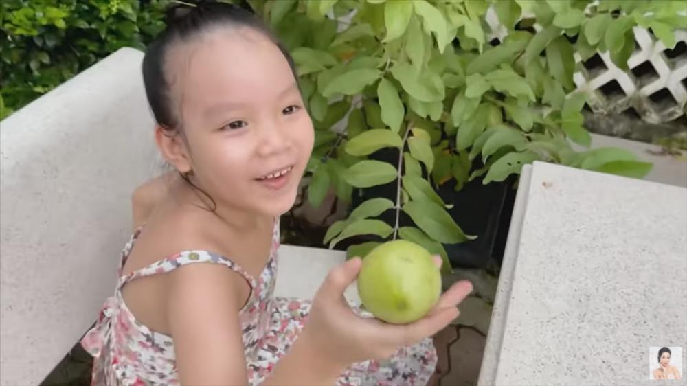 Nhận xế hộp 5,5 tỷ mừng tuổi 52, á hậu Trịnh Kim Chi còn từng được tặng nhà hơn 10 tỷ-22