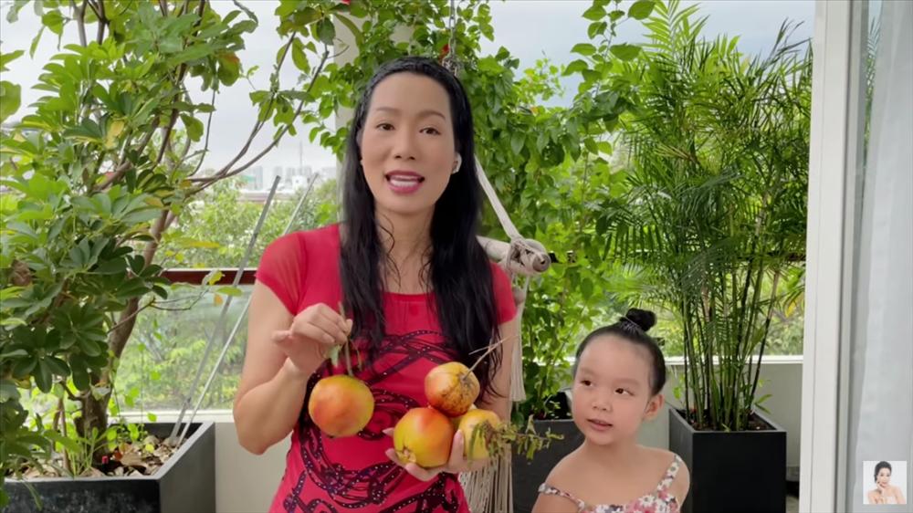 Nhận xế hộp 5,5 tỷ mừng tuổi 52, á hậu Trịnh Kim Chi còn từng được tặng nhà hơn 10 tỷ-40