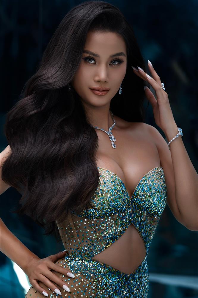 Người mẫu Hương Ly và chuyện 4 lần trốn đi thi hoa hậu làm mẹ khóc-4