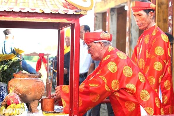 Lễ giỗ làng gốm 500 năm tuổi ở phố cổ Hội An-2