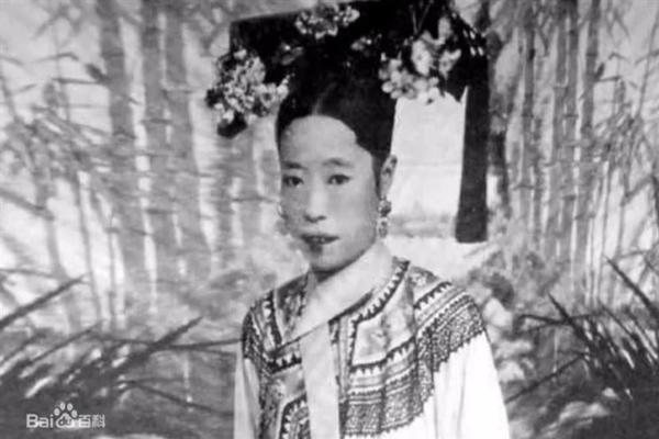 Sau khi Từ Hi thái hậu băng hà, lộ diện căn phòng bí mật chứa vô số vật báu-3