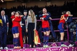 Chủ tịch LĐBĐ Tây Ban Nha tung bằng chứng phủ nhận sàm sỡ cầu thủ ở World Cup nữ
