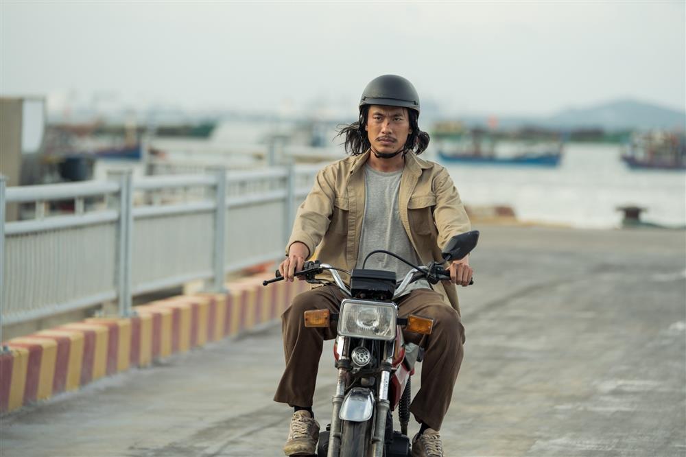 Phim 18+ của Kiều Minh Tuấn: Ghi điểm hành động, nội dung đáng thất vọng-4