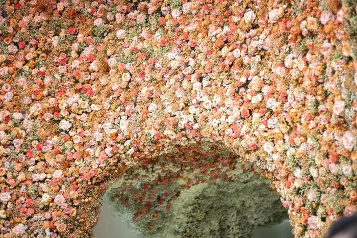 Choáng ngợp không gian đám tang như thiên đường hoa của người giàu Thái Lan-4