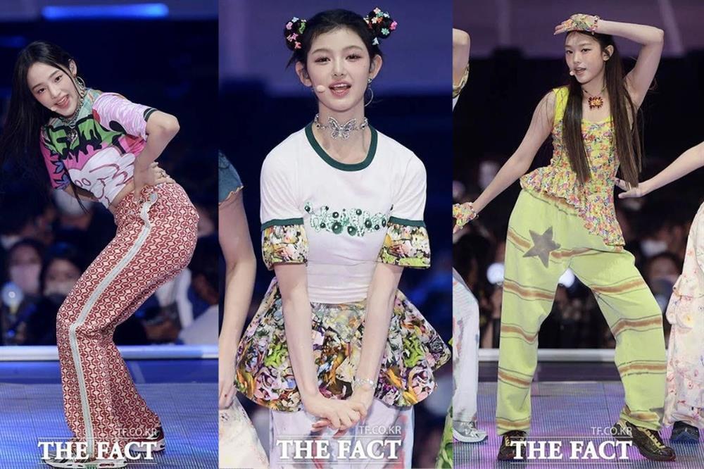 Sao Hàn và những lần trang phục biểu diễn bị chê thảm họa-2