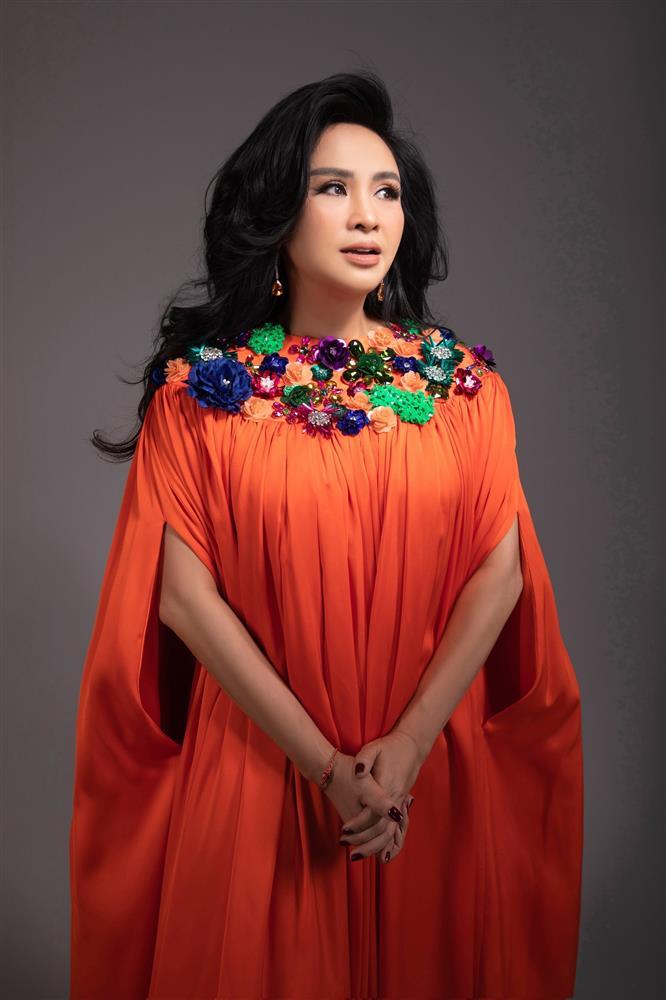 Thanh Lam khoe khoảnh khắc bên chồng bác sĩ: Nhan sắc U60 rực rỡ khiến fan trầm trồ-5