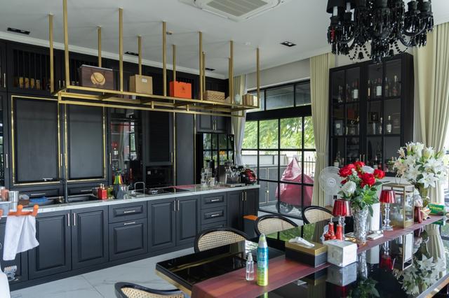 Phòng tổng thống trong căn biệt thự 305 M2 của diễn viên Quốc Trường-8