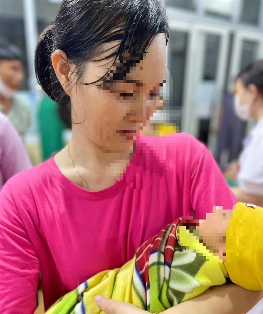 Gia đình tiết lộ lý do đau đớn khi bỏ bé trai mới sinh trước cổng chùa-1