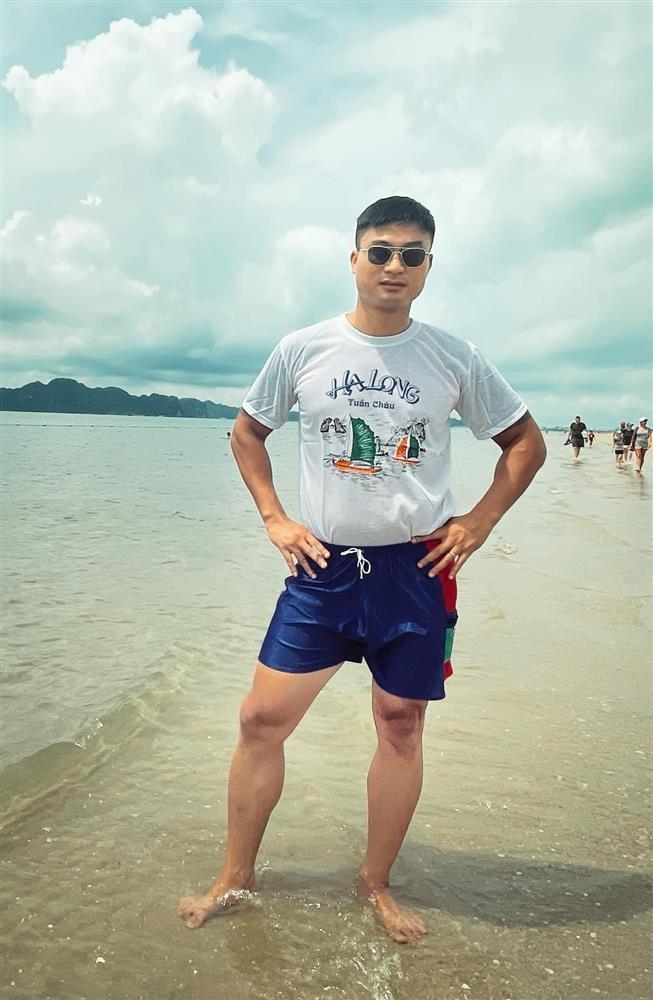 Ảnh đời thường của Duy Hưng Làng trong phố - diễn viên đi lên từ vai giang hồ bặm trợn-2