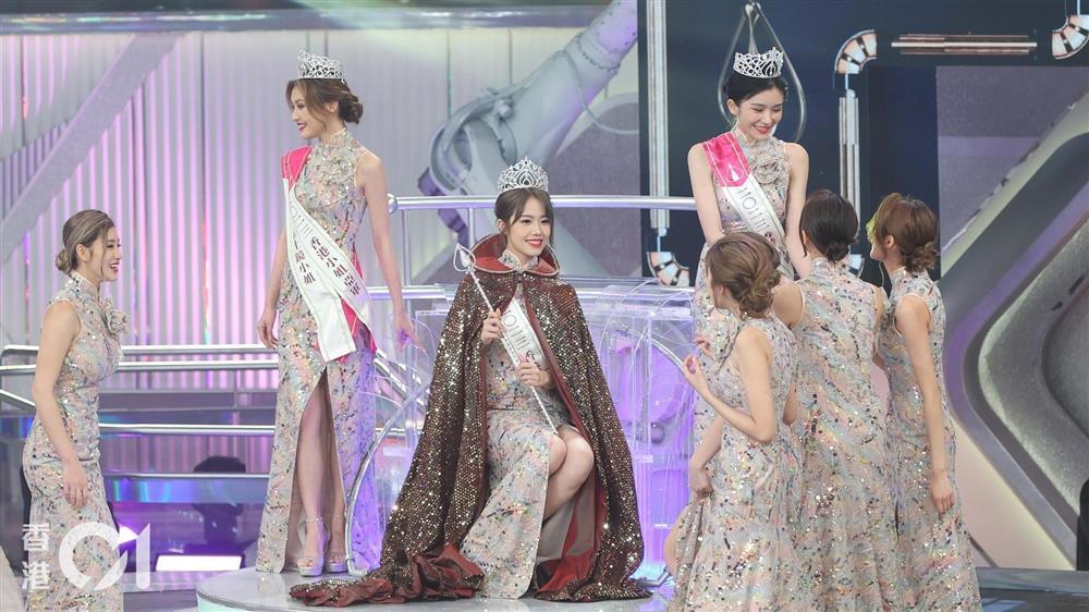 Thí sinh bị ghét nhất đăng quang Hoa hậu Hong Kong 2023-8