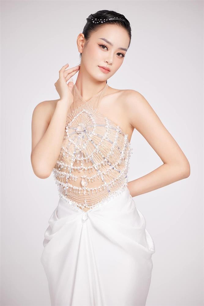 Mẹ Á hậu 1 Bùi Khánh Linh tiết lộ về gia cảnh khó khăn và niềm vui vỡ òa-10