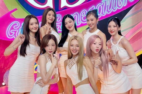 5 nghệ sĩ K-pop từng vượt qua khủng hoảng biển đen im lặng-1