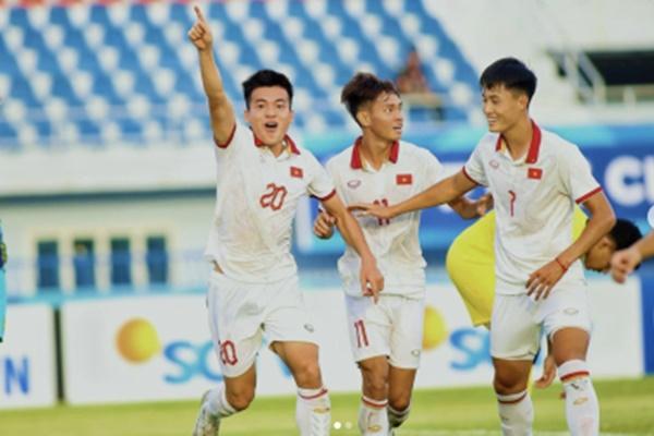 U23 Việt Nam thắng đậm trận ra quân vòng loại U23 châu Á: Đầu xuôi, đuôi lấn cấn-3