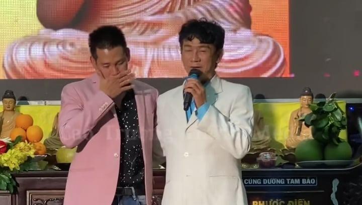 Phùng Ngọc Huy lặng người, xúc động khi thắp hương cho Mai Phương-2