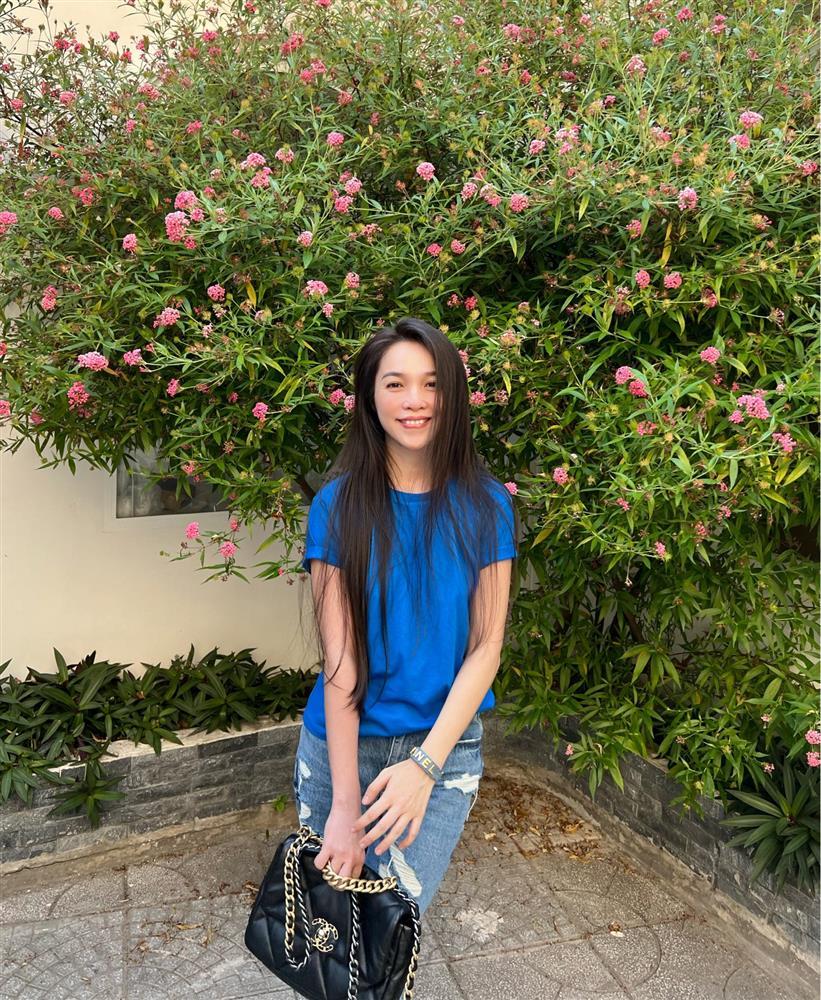 Bí quyết trẻ măng ở tuổi 42 của Hiền Thục và 14 mâm cơm chay ngon lành, đẹp mắt-1