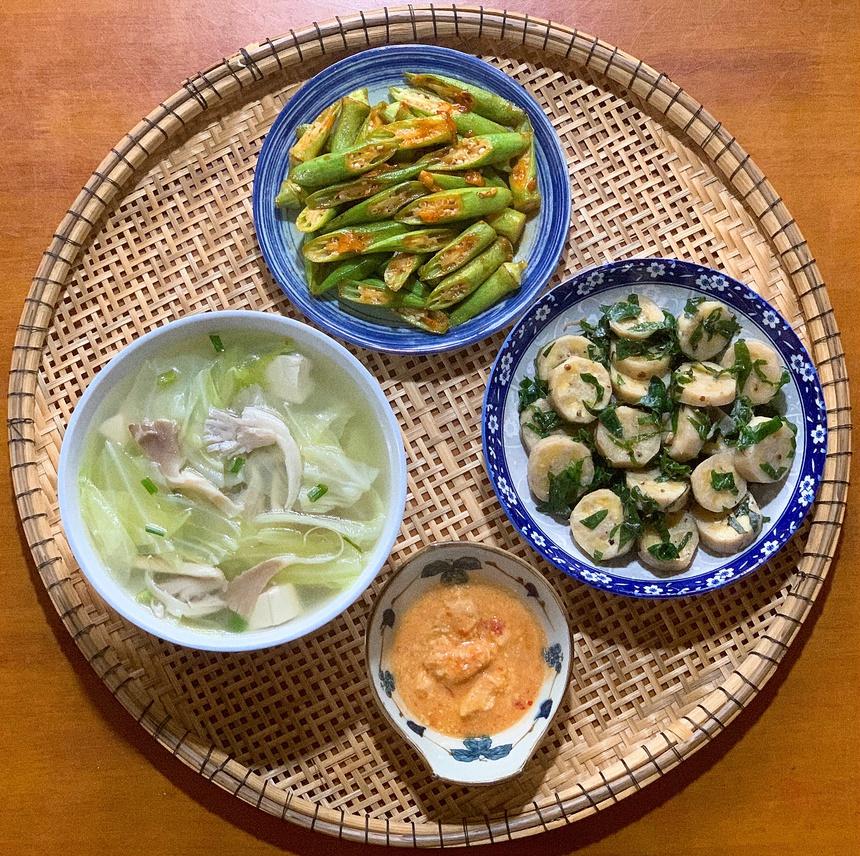 Bí quyết trẻ măng ở tuổi 42 của Hiền Thục và 14 mâm cơm chay ngon lành, đẹp mắt-14