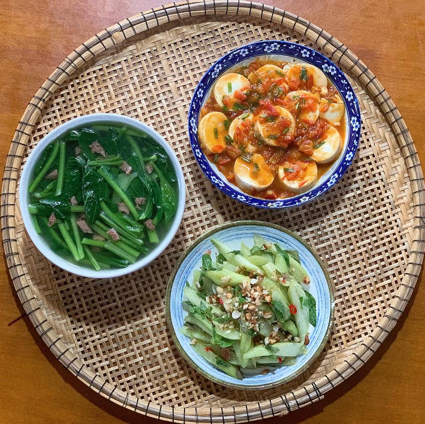 Bí quyết trẻ măng ở tuổi 42 của Hiền Thục và 14 mâm cơm chay ngon lành, đẹp mắt-5