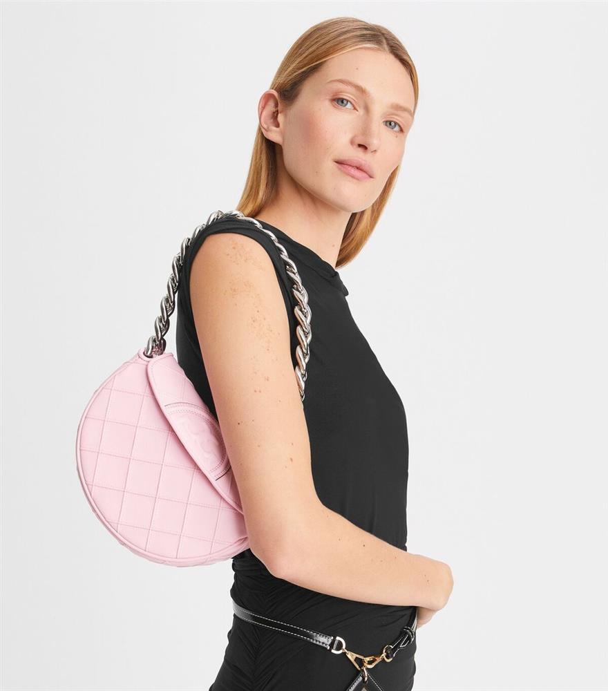 Những kiểu túi dây xích sang trọng và không bao giờ bị lỗi mốt-11