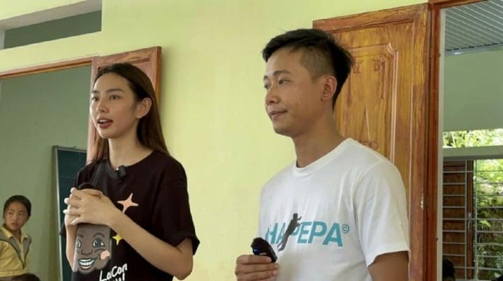 Quang Linh Vlogs và Thùy Tiên cứ gặp nhau là khiến dân mạng ‘bấn loạn’-6