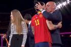 FIFA sắp ra án phạt nặng với Chủ tịch Liên đoàn bóng đá Tây Ban Nha