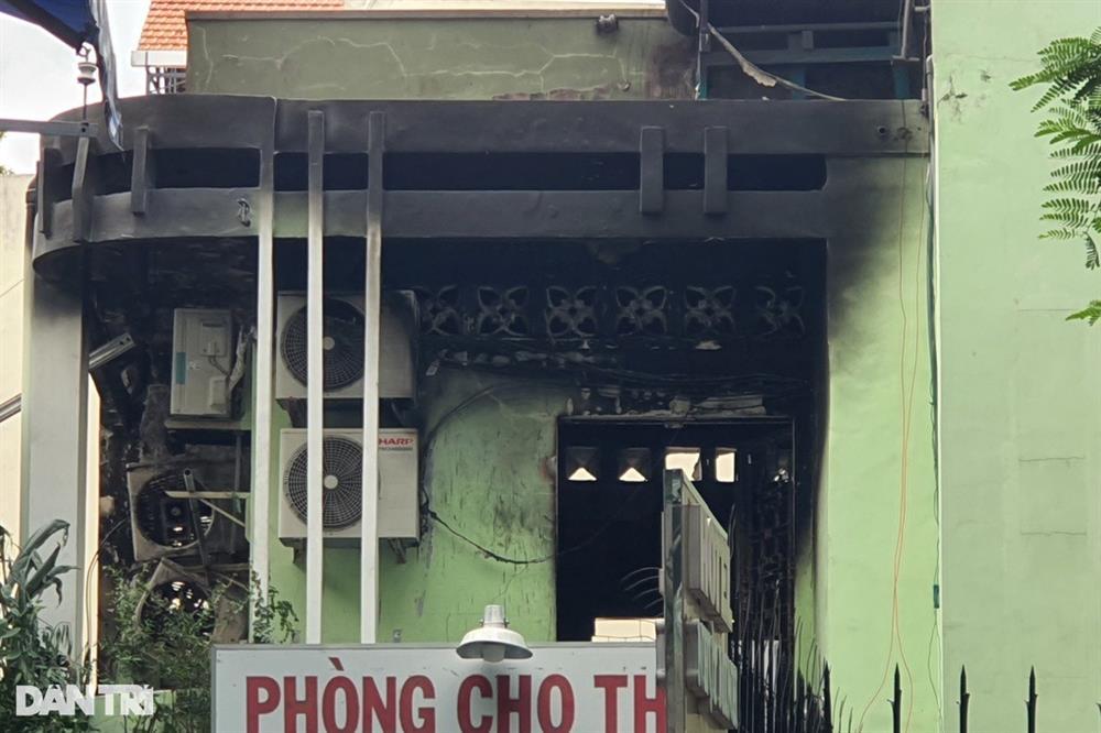 Lửa đỏ rực, người nhảy lầu tháo chạy trong vụ cháy làm 2 cô gái tử vong-4