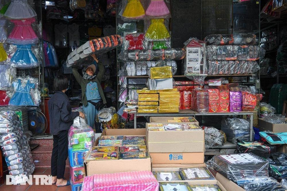 Nhà lầu, xe hơi ở thủ phủ vàng mã ế chỏng chơ dịp rằm tháng 7-8