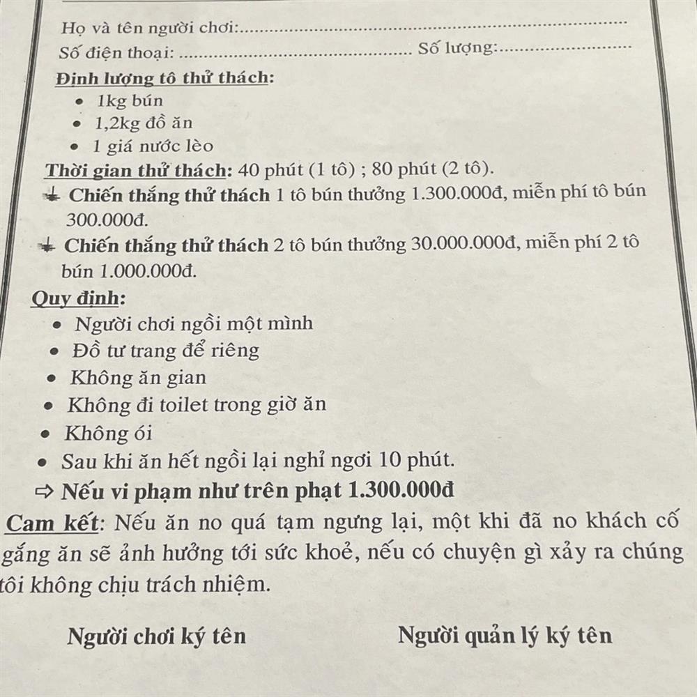 Khách ăn hết bát bún nặng 2,2kg, chủ quán ở TPHCM thưởng luôn 30 triệu đồng-2