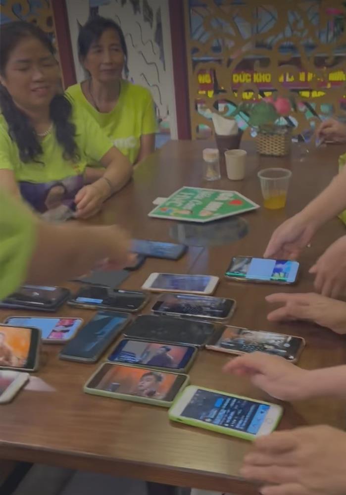 Hồ Văn Cường giỏi hay các bà, các mẹ giỏi?-3