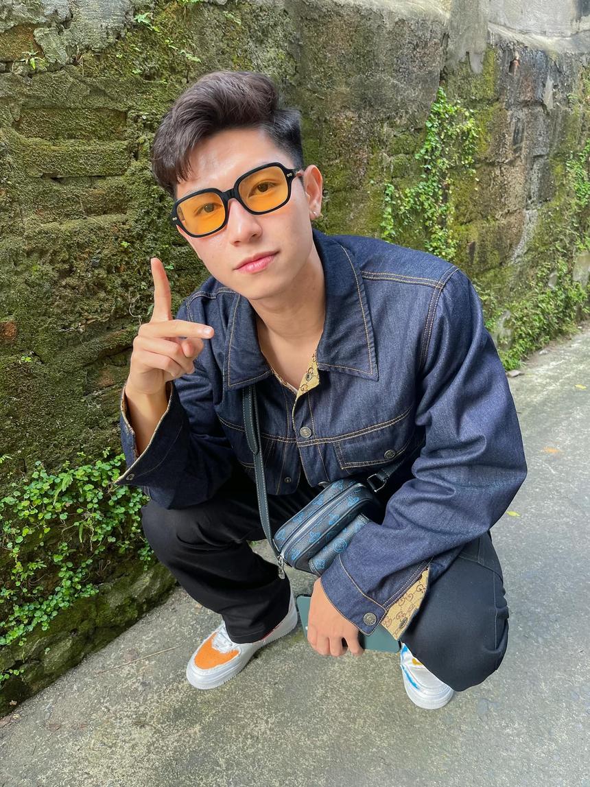 Hot boy đội tuyển Việt Nam công khai hẹn hò bạn gái đa tài-12