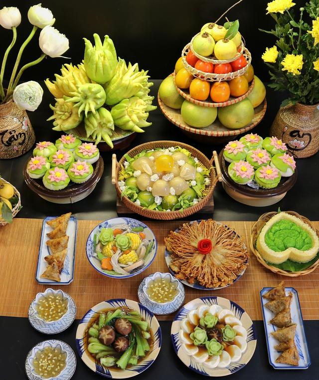 Các mẹ đảm đua nhau khoe mâm cúng Rằm tháng 7 mặn, ngọt ai cũng mê-5