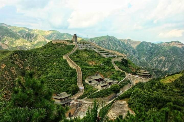 Cửa ải kỳ vĩ của Trung Quốc, hiểm trở đến mức chỉ chim nhạn bay qua được-5