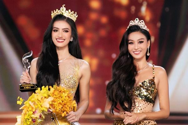 Nhà của Á hậu Minh Nhàn ở Huế bị ngập sâu-4