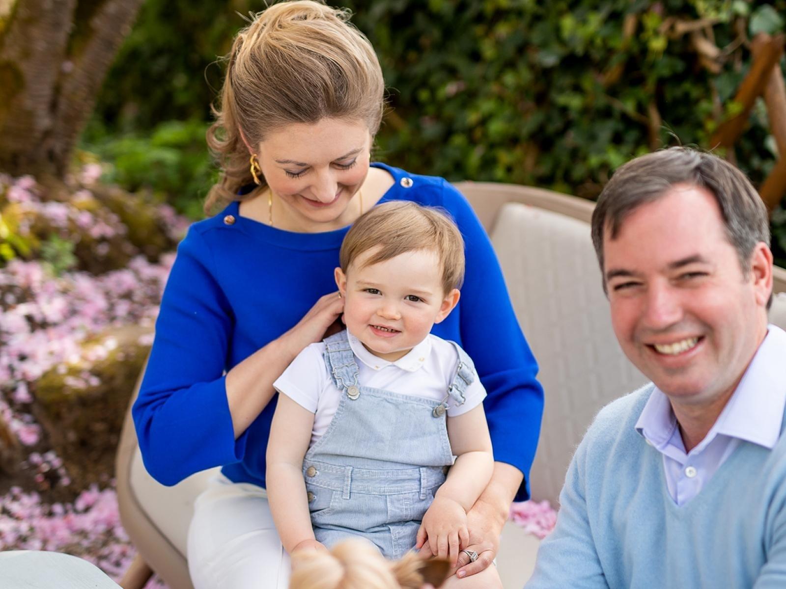 Người thừa kế ngai vàng trẻ tuổi của hoàng gia thế giới-15