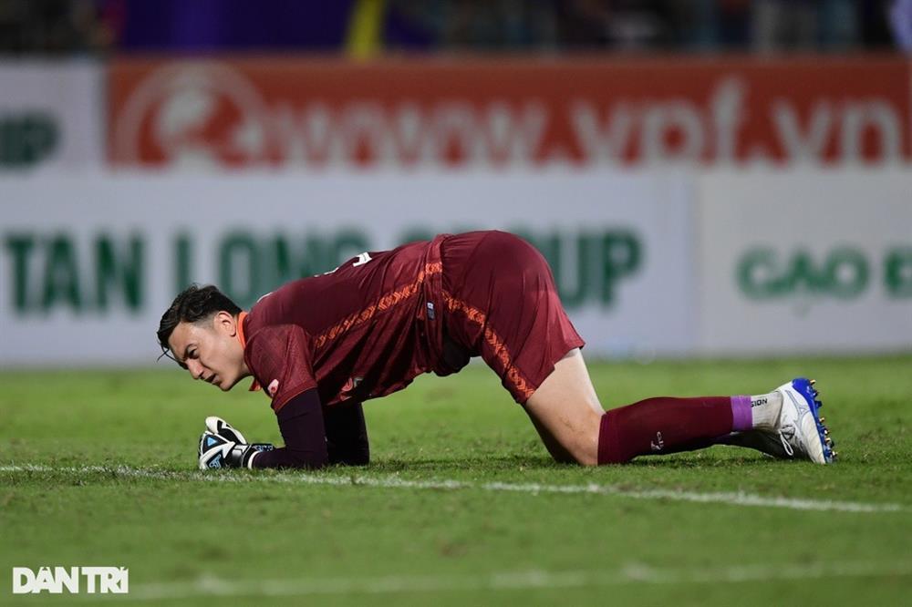 Đặng Văn Lâm và áp lực từ sự cạnh tranh của Filip Nguyễn-1