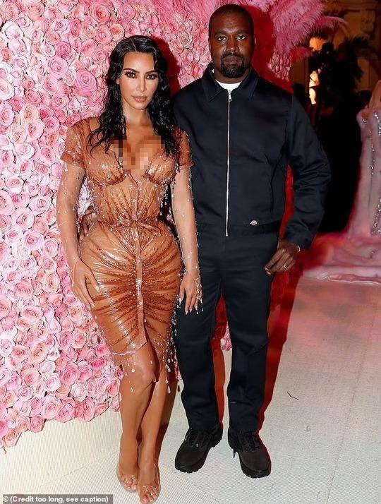 Những trò lố gây sốc của Kanye West với vợ-4