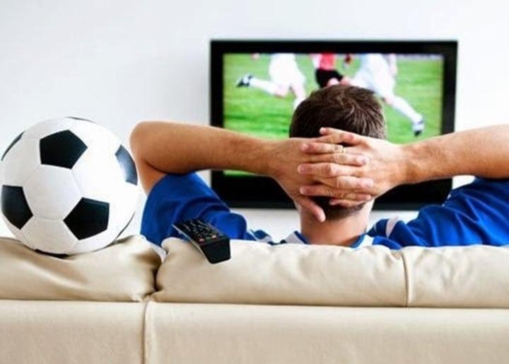 Tưởng lấy được trai đẹp lại giàu, hóa ra anh là kẻ nghiện cá độ, bán sạch của nả-1